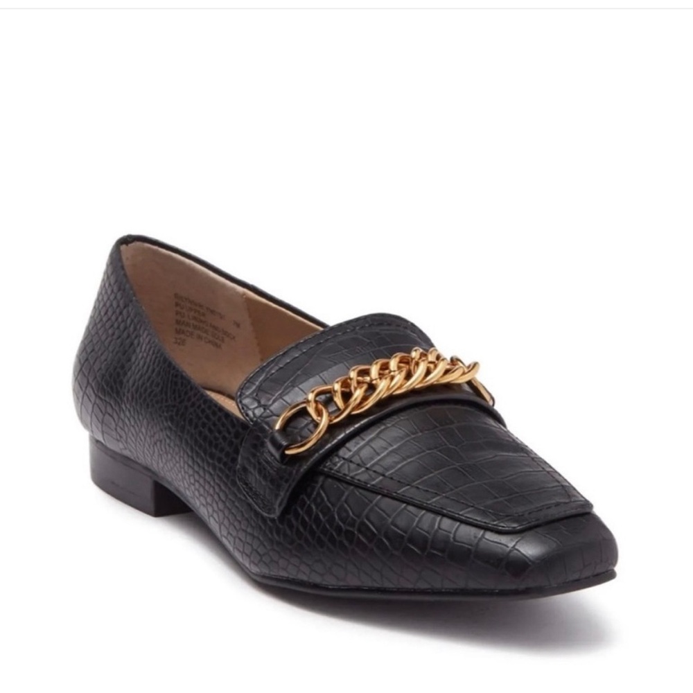 Steve Madden Loafers Black Croc with Gold chain